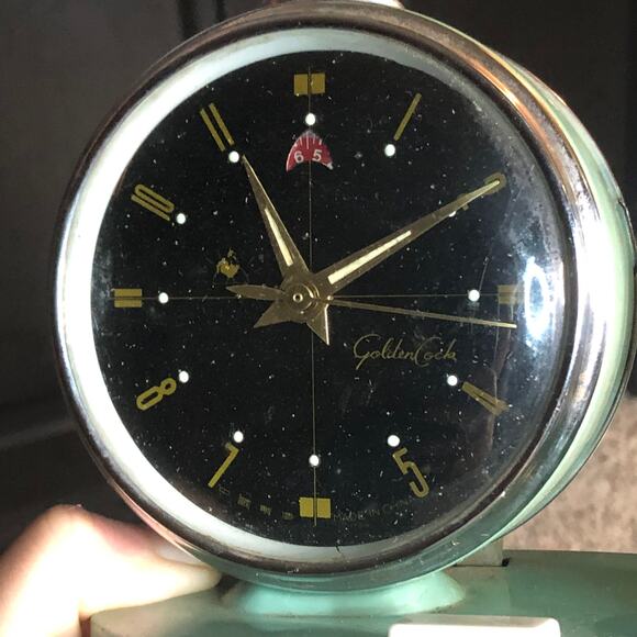 Vintage Golden C-ck Wind Up Calendar Alarm Clock - Picture 3 of 12